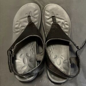 Black Thong Sandals Waterproof Sz‎ 11 EU 43 Comfy High Arch Support Faux Leather